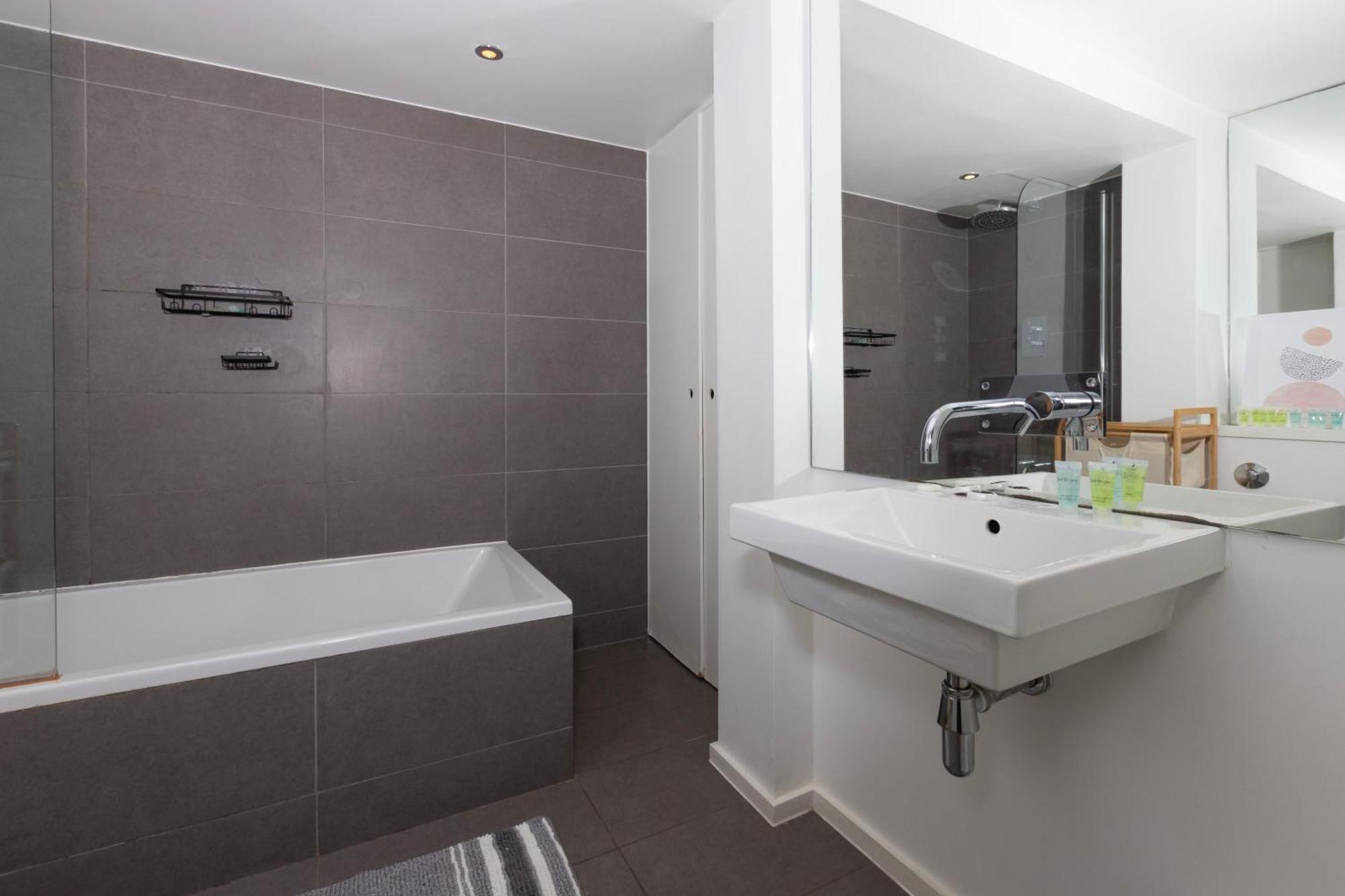 Cosy Ground Floor Apartment Londres Extérieur photo